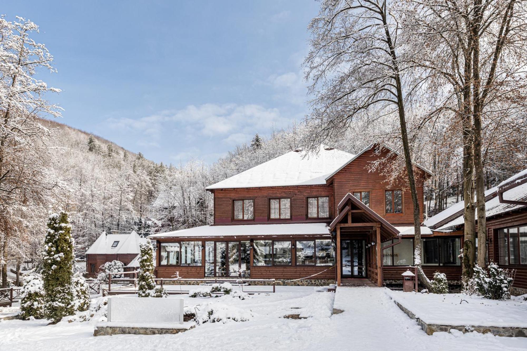 Voevodyno Resort Tur'ya Paseka Екстериор снимка